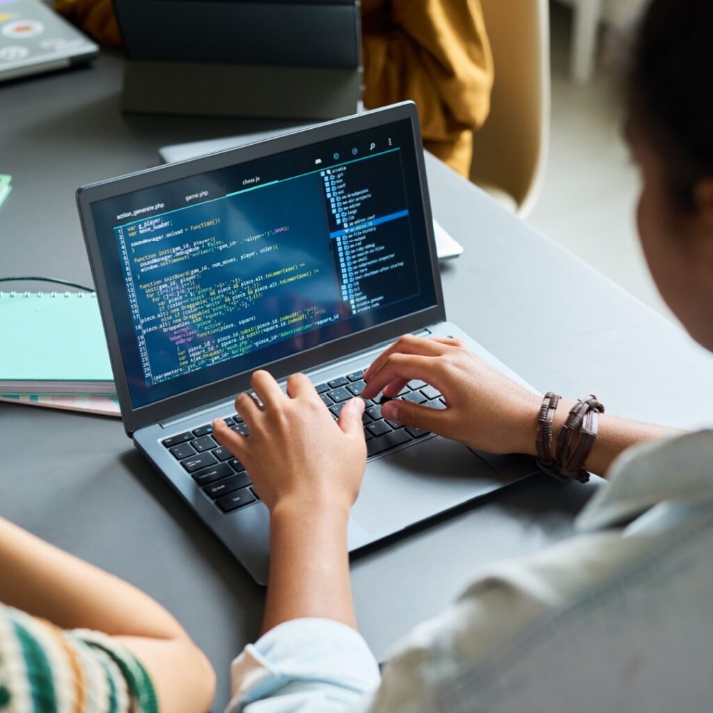 Algoritmo e Linguagem de Programação