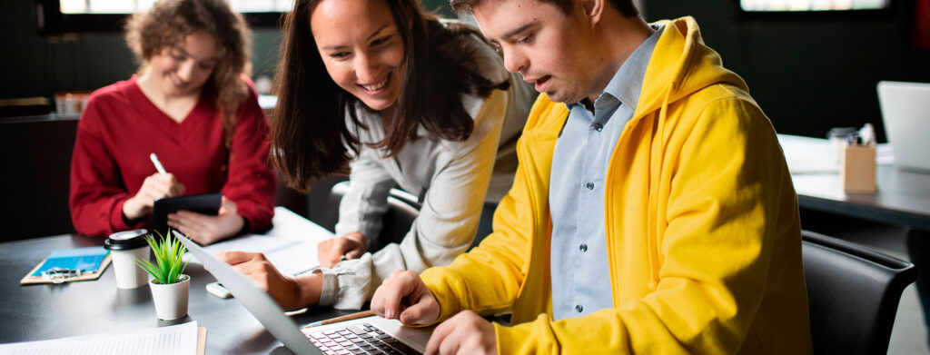 Educação Inclusiva na Perspectiva da Deficiência